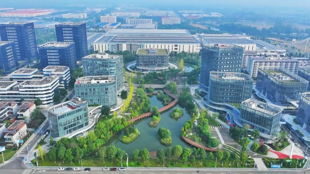 成都重仓制造的下一个五年:“明日之星”如何加速成长